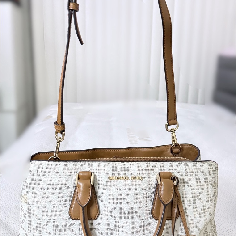 Michael Kors White and Brown Satchel - Picture 2 of 7